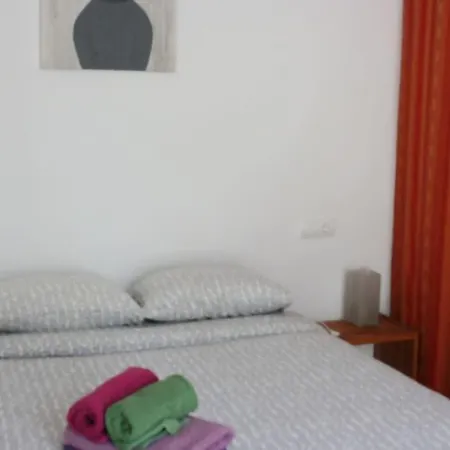 Golondrinas De La Alhambra Apartment Granada Room photo