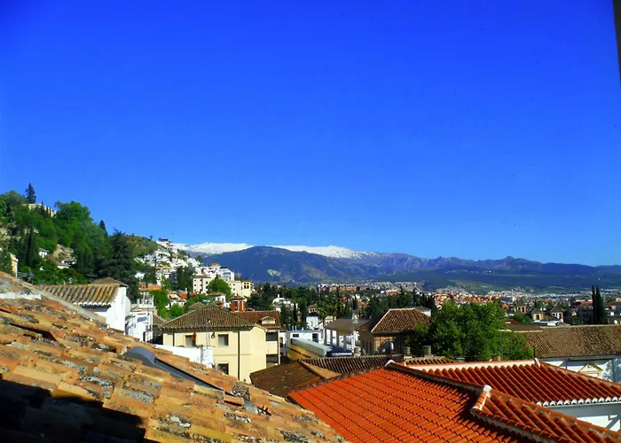 Golondrinas De La Alhambra